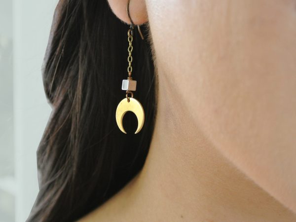 Silver Hematite Crescent Moon Chain Earring