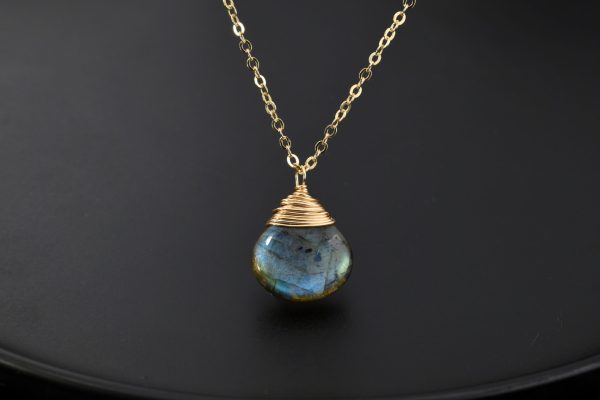 Seraphina Smooth Labradorite Wrapped Gold Pendant Necklace