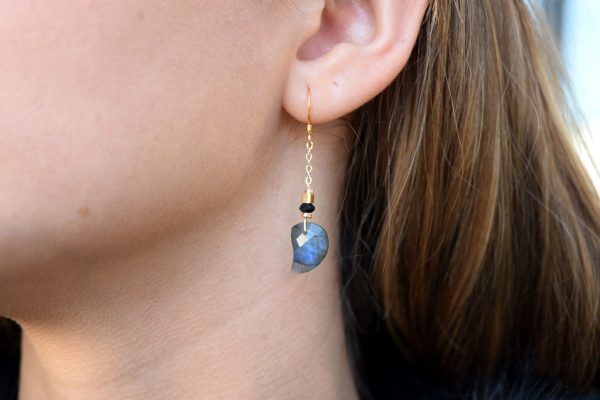 Labradorite Half Teardrop Onyx Chain Earring