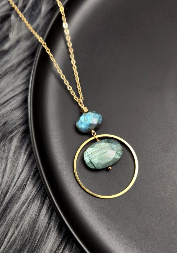 Dua Labradorite Oval Gold Circle Long Necklace